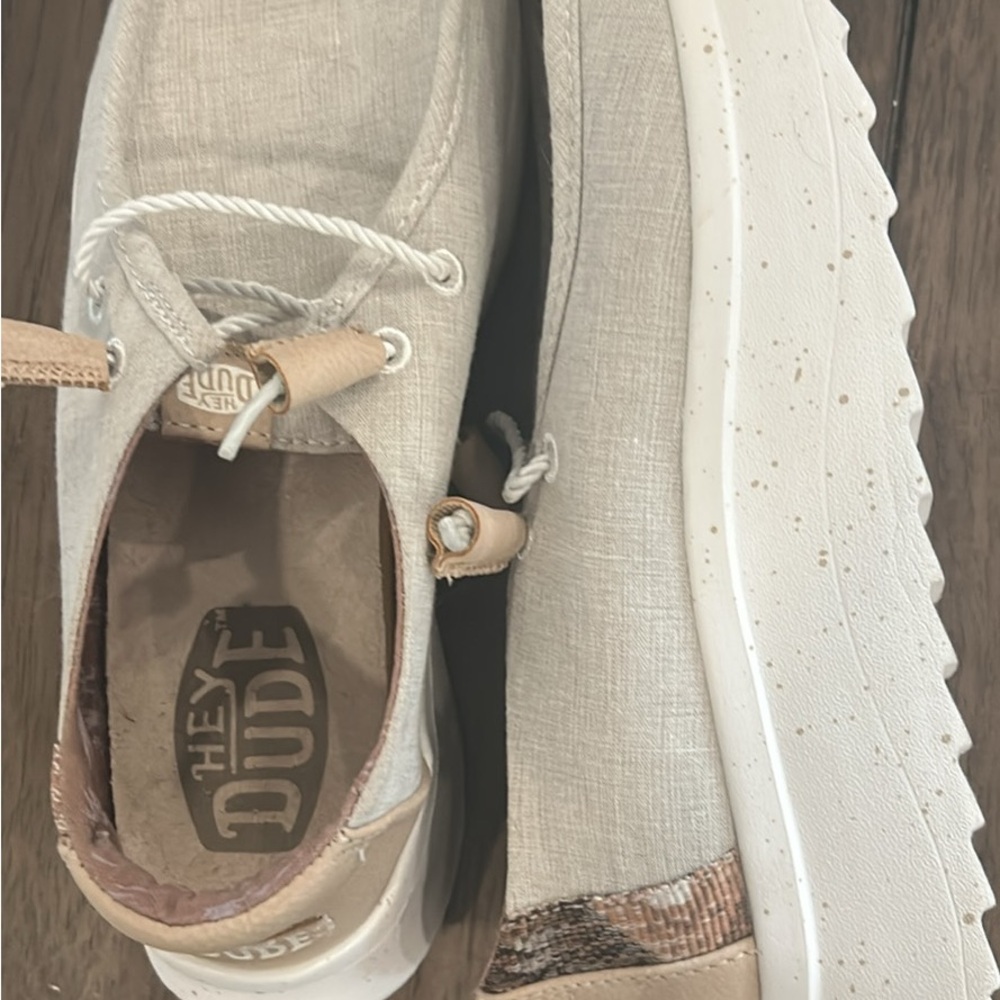 Hey Dude Women's Casual Shoes - Cream
